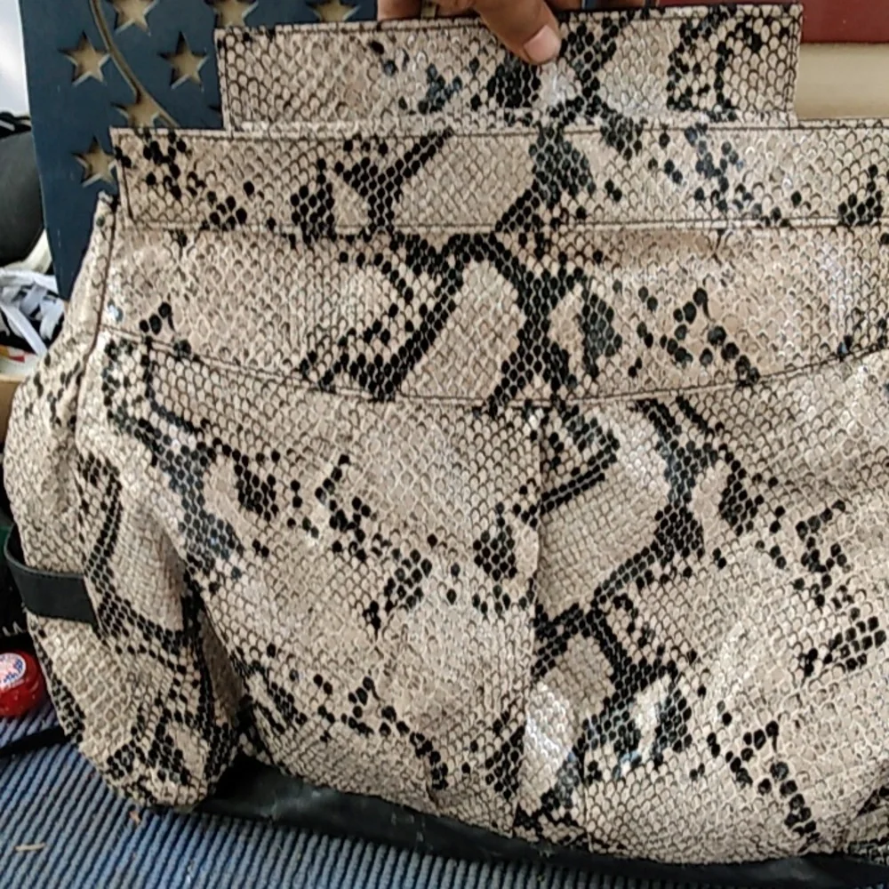 Miche - Picture 2 of 2